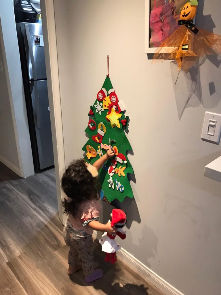 Toddler Christmas Activities for your 2yearold in 2021 Trying My Best To Mom